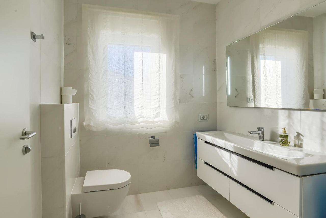 Apartamento White House Štinjan Exterior foto